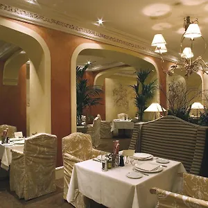 Lotti Hotel