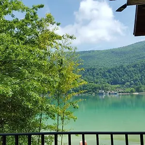 Les Sirenes 2*, Lepin-le-Lac Frankreich
